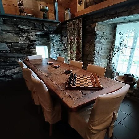 Orheimstunet - Gardsferie For Storfamilien Der Ogsa Hunden Er Velkommen Starheim Extérieur photo