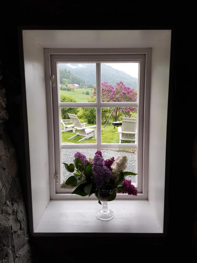 Orheimstunet - Gardsferie For Storfamilien Der Ogsa Hunden Er Velkommen Starheim Extérieur photo